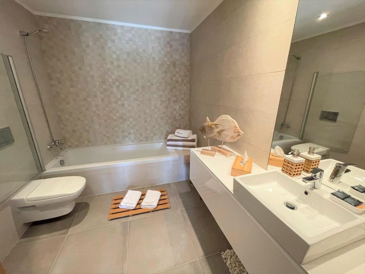 Cascata, 3 Bedroom, Pool, Close To Olhos De Agua Villa