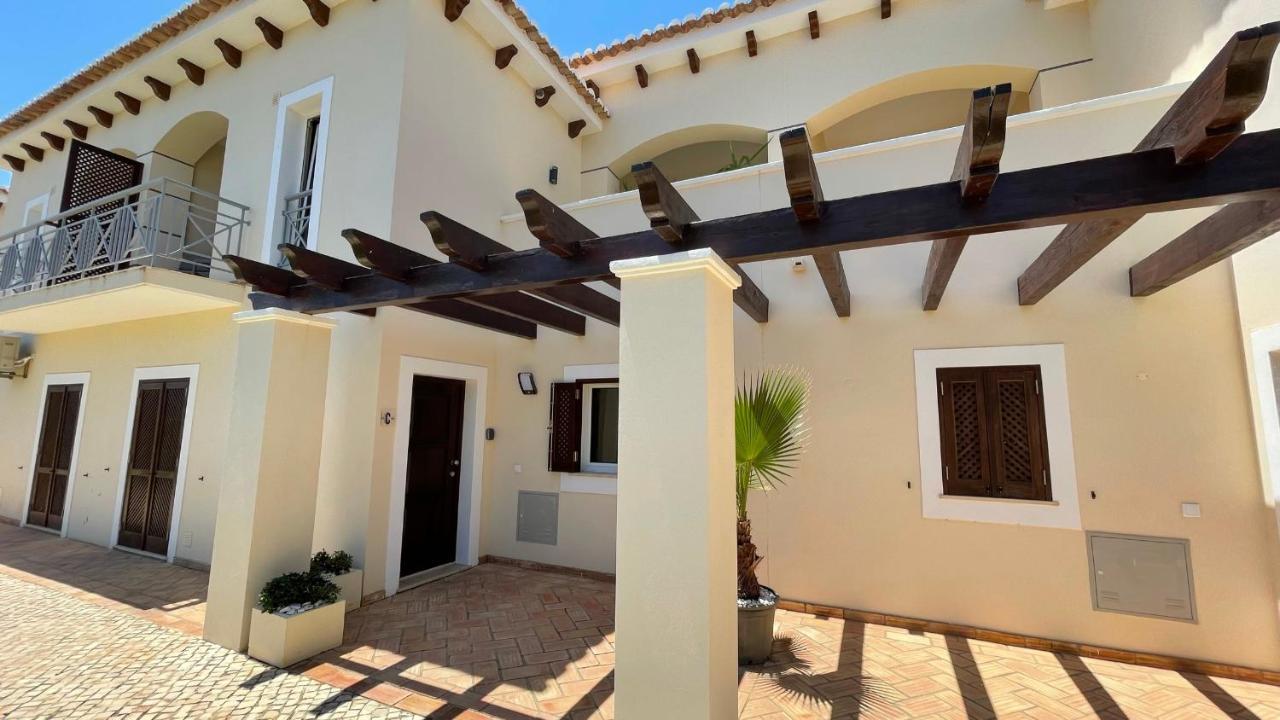 Cascata, 3 Bedroom, Pool, Close To Olhos De Agua Villa