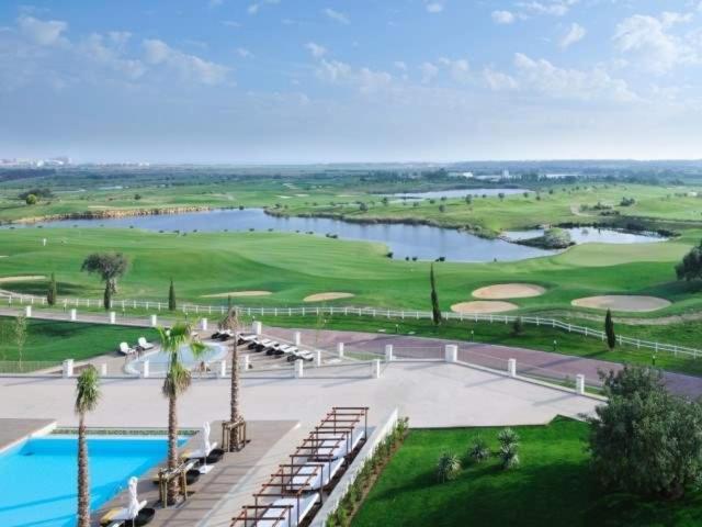 Cascata, 3 Bedroom, Pool, Close To Olhos De Agua Villa *